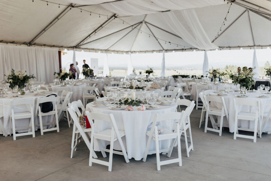 Wedding Reception Table Décor Trends for 2025