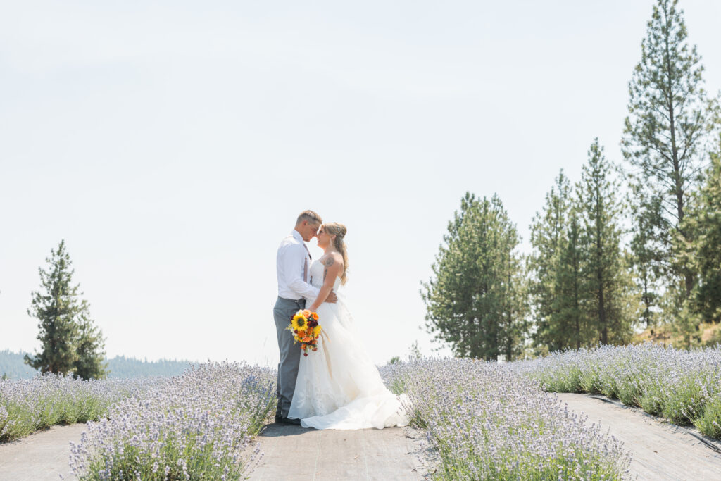 Things To Do In Spokane: Hiking Trails 9 Spokane wedding venue, Washinton wedding venue, lavender farm wedding venue, engagement photos, hiking locations, hiking engagement photos, engagement photo locations near Spokane