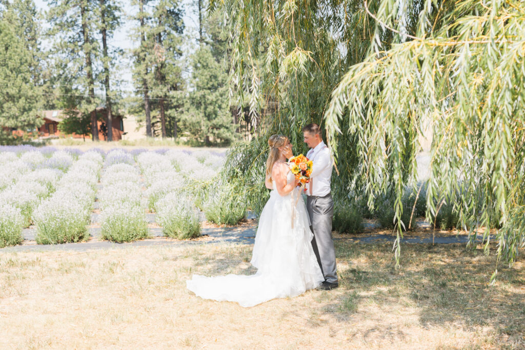 Spokane Wedding Venue with bride and groom kissing