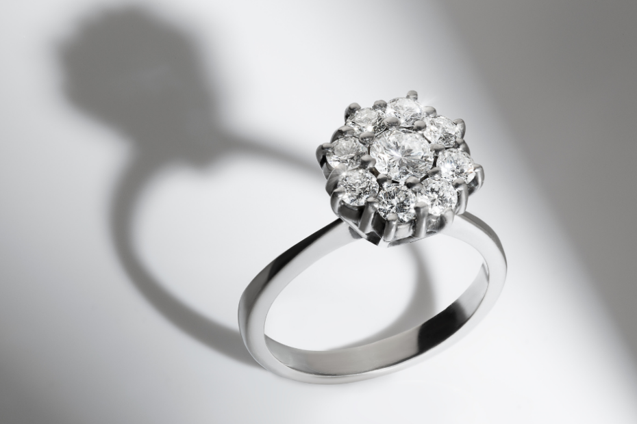 Promise Ring vs Engagement Ring