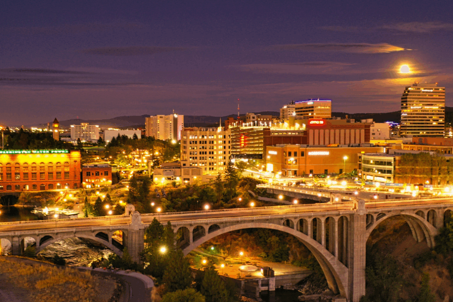 25 Places to Propose In Spokane This Holiday Season
