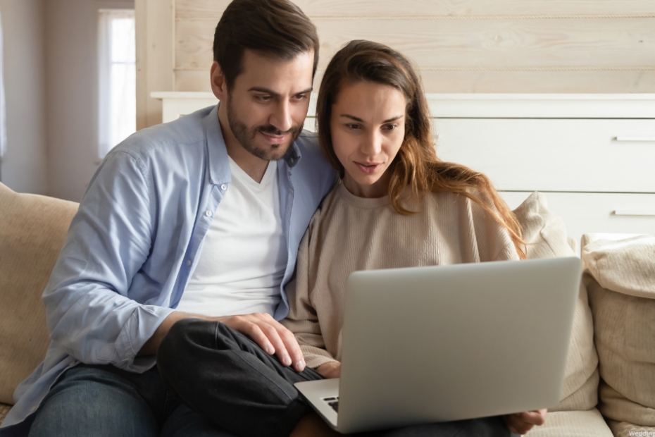 How to Manage Wedding Guest RSVPs