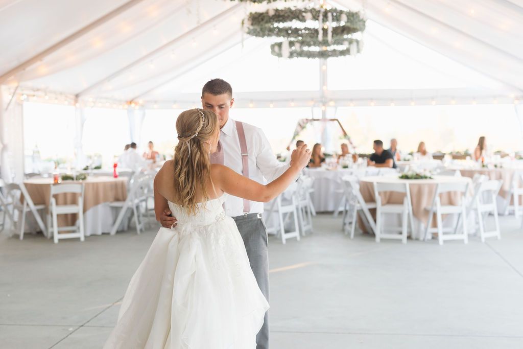 Why Choosing a Locally Owned Venue With a Private RSVP System Matters