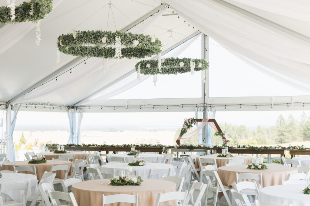 Large wedding reception for 300 guests at a garden wedding venue near Spokane and Coeur d'Alene