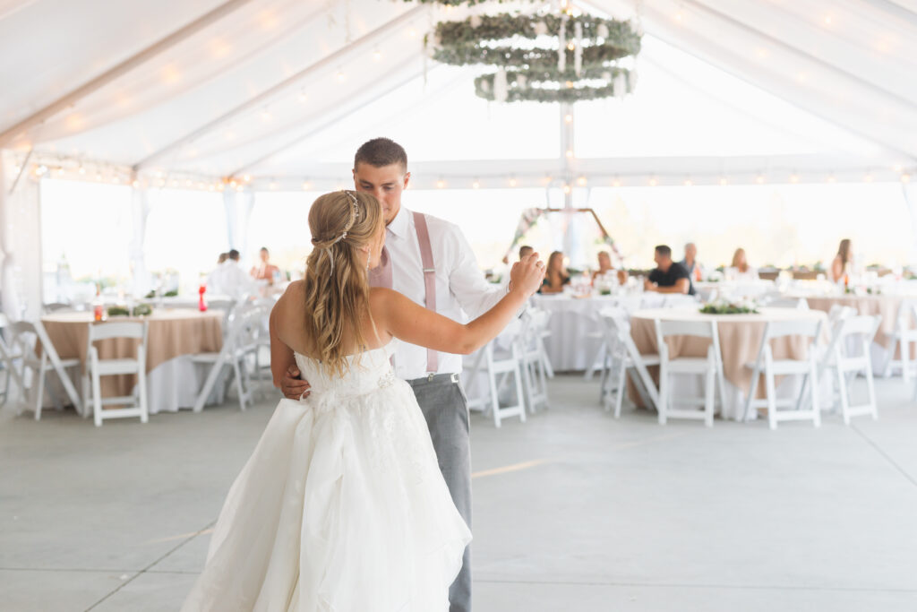 Helping guests discover Spokane's best restaurants, coffee shops and attractions creates a richer wedding experience while supporting the local community.