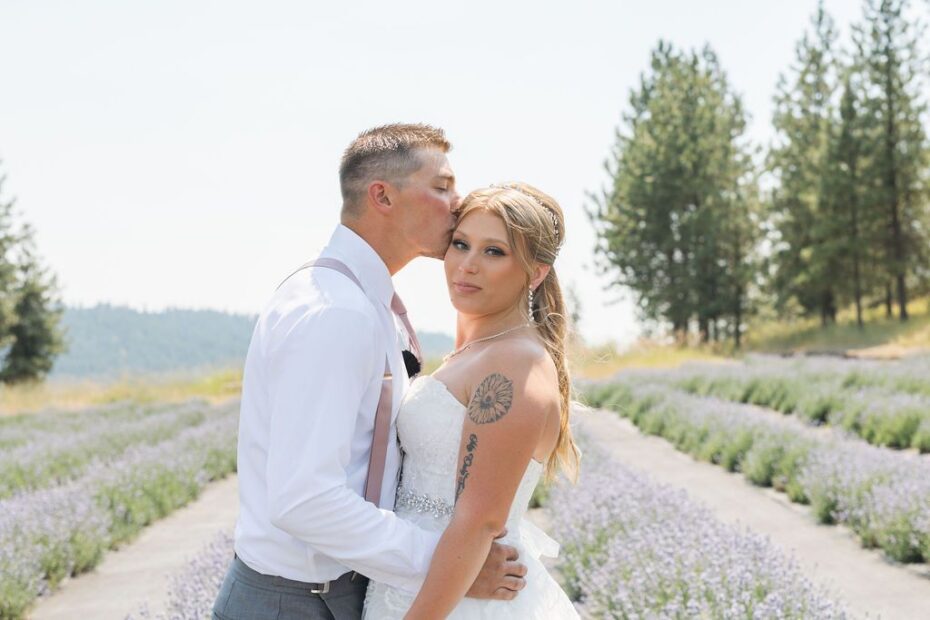 Fall Wedding Venue Near Spokane With Mountain Views 1 Fall Wedding Venue Near Spokane With Mountain Views